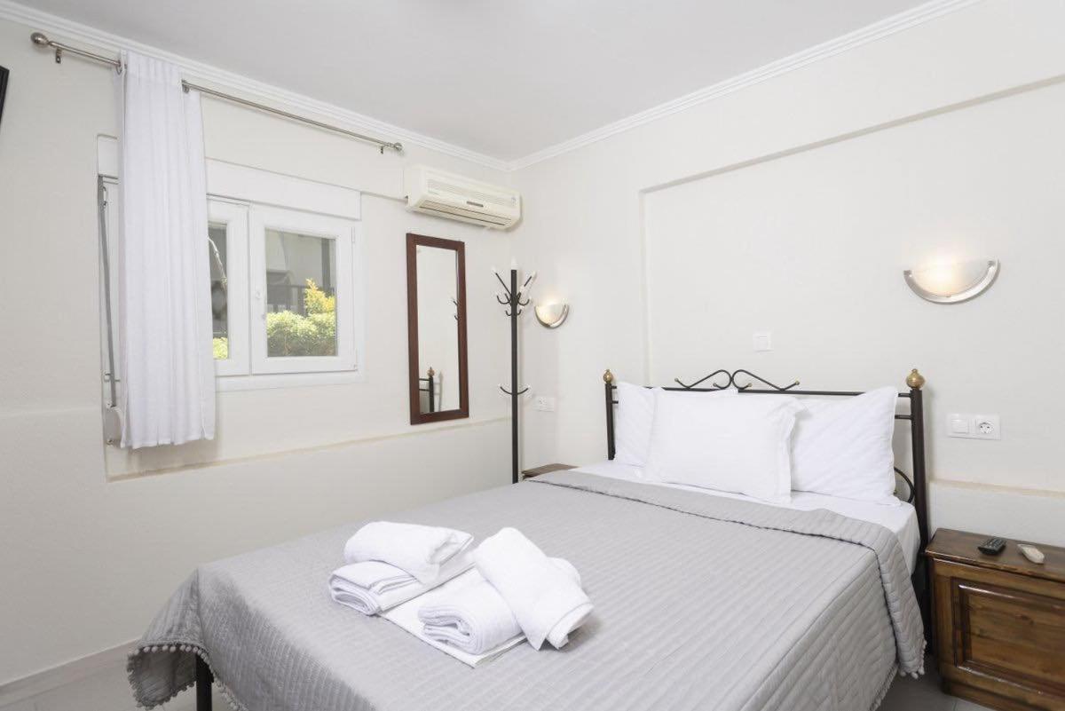 Katerina Apartments Pefkochori Extérieur photo
