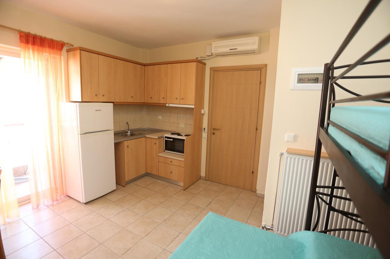 Katerina Apartments Pefkochori Extérieur photo