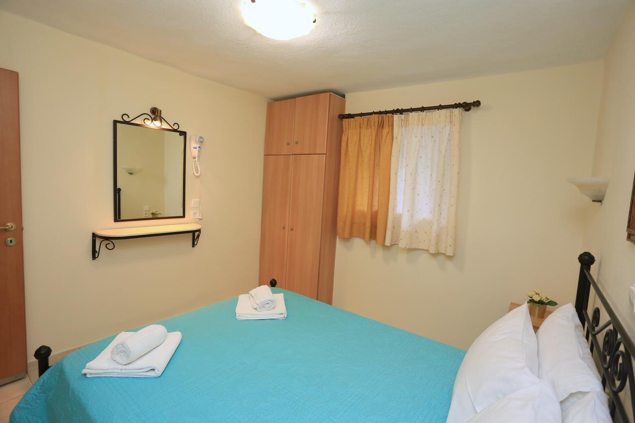 Katerina Apartments Pefkochori Extérieur photo